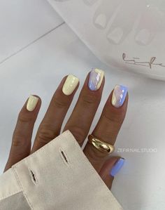 Capture the essence of sunny days with our radiant summer yellow nails! Flash a smile on your hands with a color that's as warm and inviting as a sunny afternoon. Yellow Nail Designs, New Nail Colors, Pastel Nails Designs, Yellow Nail, Cute Nail Art Designs, Smink Inspiration