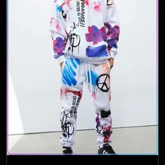 Go Bold Or Go Home In This New Street-Style-Approved Pacsun Hoodie. The Paradise Chaos Art Hoodie A Soft Fleece Construction, A Comfortable Oversized Fit, And An Eye-Catching Mixed Graphic Design. Mixed Print Hoodie Drawstring Hood Kangaroo Pocket Long Sleeves Ribbed Cuffs And Hem Soft Fleece Fabric Machine Washable Oversized Fit Size Available Is Lg And Med In Top And Bottom ***Matching Hoodie And Pants Brand New With Tags*** Summer White Hoodie For Streetwear, White Hoodie For Summer Streetwear, White Trendy Summer Hoodie, Trendy White Summer Hoodie, Summer Long Sleeve Hoodie For Streetwear, Long Sleeve Hoodie For Summer Streetwear, Summer Trendy Hooded Hoodie, Spring Athleisure Hoodie With Graphic Print, Spring Graphic Print Athleisure Hoodie