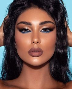 Machiaj Smokey Eyes, Blue Makeup Looks, Prom Eye Makeup, Formal Makeup, Eye Makeup Pictures, Glam Makeup Look, Makijaż Smokey Eye, Fancy Makeup, Makeup Eye Looks