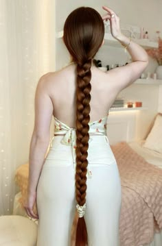 Long beautiful hairs, hairstyles, Braides Chica Cool, Long Red Hair, Beautiful Braids, Hairdo For Long Hair, Very Long Hair, Long Hair Girl, Long Braids