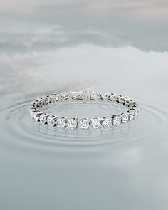 With a seamless row of 1/2 carat  VRAI created diamonds, this coveted style is more statement-making than ever. 

#labgrowndiamonds Historic Design, 2 Carat, Tennis Bracelet