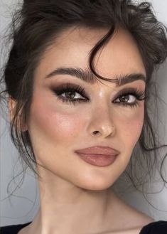 Smokey Eyes For Hazel Eyes, Bold Eye Makeup For Brown Eyes, Almond Downturned Eyes Makeup, Medium Contrast Face Makeup, Brown Fall Makeup Looks, Retro Cat Eye Makeup, Spring Wedding Guest Makeup Brown Eyes, Makeup For Masquerade Ball, Makeup Looks For White Outfit