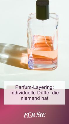 Beim Parfum-Layering werden unterschiedliche Düfte miteinander kombiniert, um ein individuelles Parfum zu kreieren. Layering