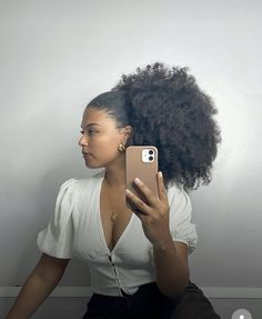 Hair Motivation, Quick Natural Hair Styles, Hairstyle Inspo, Effortless Beauty, Protective Style, Black Hair Care, Hair Crush, Tape In Hair Extensions