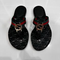 Brand New Gucci Sandals. Only Worn 4 Times! No Stain. Gucci Sandals With Branded Heel Counter For Beach, Gucci Sandals For The Beach, Gucci Luxury Beach Sandals, Luxury Gucci Sandals For Vacation, Gucci Sandals With Round Toe For Vacation, Black Gucci Open Toe Sandals, Black Gucci Sandals For Summer, Black Chic Gucci Sandals, Chic Black Gucci Sandals