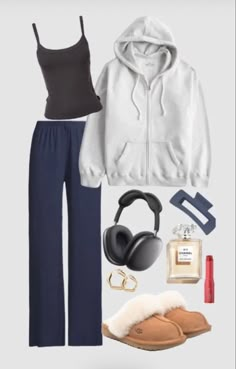 Cozy Airport Outfit, Comfortable Outfits Lazy Days, At Home Outfits, House Clothes, Cute Lazy Outfits, Trendy Outfits For Teens, Cute Lazy Day Outfits, Lazy Outfits, Lazy Day Outfits