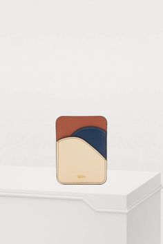 Chloé Walden cardholder American Express Logo, Mastercard Logo, Gold Decor, Pantone Color, Small Leather Goods, Leather Goods, Parisian Style, Pastel Pink, Calf Leather