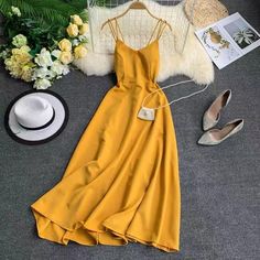 Elegant Backless Dress, Spaghetti Strap Dress Summer, Short Dress Styles, Gaun Fashion, Dress Women Elegant, Maxi Slip Dress, Women Long Dresses, Maxi Dress Party