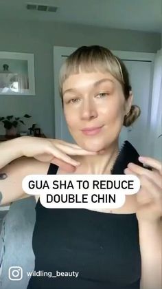 Gua sha for double chin & jawline refining with Wilding's Empress Collection This is an area where lymphatic fluid can stagnate. Targeted tissue stimulation and lymphatic drainage can help to tone the area. Don't sleep on this natural way to refine the jawline and de-puff the lower face! Exercises For Chin And Neck, Jaw Guasha, Double Chin Remedies, Jaw Sculpting Exercises, Jade Roller Double Chin, Guasha Routine Double Chin, Guasha For Neck Lines, Jaw Line Exercise Workout