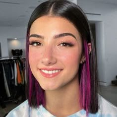 técnicas de coloración para primavera 2021 Undercolor Hair, Underlights Hair, Peekaboo Hair, Hair Dye Colors, Hair Inspiration Color, Hair Inspo Color