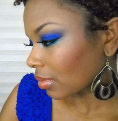 Milani Blue My Mind Royal Blue Makeup Looks, Royal Blue Makeup, Makeup Looks Dramatic, Eye Shadow Application, Teal Eyes, Blue Makeup Looks, Dark Eyeshadow, Eyeshadow Ideas, Youtube Makeup