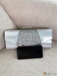 BirdinBag - Silver Square Flap Bag with Exquisite Glitter Detail Rectangular Glitter Bag For Everyday Use, Rectangular Glitter Bags For Everyday Use, Silver Glitter Rectangular Evening Bag, Silver Glitter Clutch Bag, Chain Pattern, Novelty Bags, Word Wrap, Style Minimalist, Champagne Gold