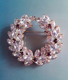 Lilac Amethyst Rhinestone Wreath Brooch, Unsigned Designer, Rhodolite Rhinestones, Gold Tone, Designer, Vintage - Etsy Rhinestone Wreath, Lilac Amethyst, Costume Jewelery, Pastel Lilac, Light Amethyst, Amethyst Color, Laurel Wreath, Brooch Vintage