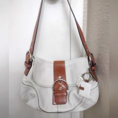 Questions? Leave A Comment Below! Coach Hobo, Bags Vintage, Leather Coach, Pretty Bags, Vintage Leather, Coach Bags, The Hamptons, Bag Lady, Leather