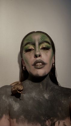 #makeup #medusa #medusamakeup #snake #beauty Snake Beauty, Medusa Makeup, Beauty