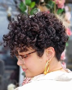 Longer Pixie Haircut Curly Hair, Short Curly Hair Pixie Black Women, Pixie Hair With Glasses, Curly Pixie For Round Face, Natural Curly Pixie Haircut Black Women, Curly Pixie Round Face, Pixie Haircut With Curtain Bangs, Pixie Curly Haircuts, Very Short Curly Haircuts