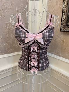 ❤︎❤︎ Kawaii Outfit Ideas, Dr Wardrobe, Style Kawaii, Fantasy Dresses, Barbie Style, Kawaii Fashion Outfits, Lace Outfit, Fame Dr, Plaid Bow