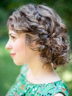 Curly Prom Hair, Wavy Wedding Hair, Prom Hair Updo, Medium Curly, Curly Updo, Medium Curly Hair Styles, Natural Curls Hairstyles