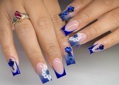 Blue Nail Designs With Charms, Navy Blue Quince Nails, Royal Blue Quince Nails, Nails Acrylic Flower, Blue Bling Nails, Blue Gold Nails, Azul Nails, Royal Blue Nails Designs, Fall Nails Acrylic