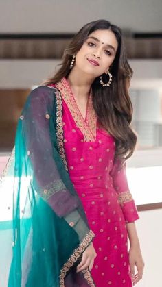 Hair Blonde Ideas, Pink Salwar Kameez, Long Hair Blonde, Blonde Ideas, Hairstyle For Long Hair, Daughter Outfits, Keerthy Suresh, Long Gown Design