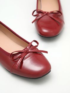 DETAILS
Upper: Microfiber leather
Lining: Microfiber leather
Outer Sole: Rubber
Design: Bow
Heel: 2CM
Occasion: Home, Vacation Red Ballet Flats, Home Vacation, Color Outfits, Image Overlay, Apple Coloring, Grid Style, Bow Heels, Mary Jane Flats, Burgundy Color