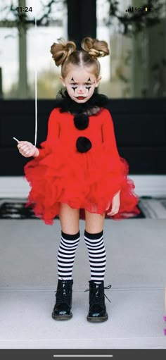 Halloween Costume For Kids Girl, Halloween Makeup For Girls Kids, Kid Clown Makeup Girl, Costume Halloween Bambini, Toddler Clown Costume Girl, Scary Kid Costumes, Kids Halloween Makeup Girls Cute, Cute Toddler Girl Halloween Costume, Kid Halloween Costumes Girl