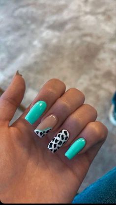 Cute Boyfriend Nail Ideas, Southern Acrylic Nail Ideas, Country Style Acrylic Nails, Cute Casual Outfits For Dinner With Friends, Cute Western Nails Acrylic Coffin, Country Style Nails Acrylic, Acrylic Nails Ideas Summer 2023, Super Cute Summer Nails, Sns Dipping Powder Nails With Design