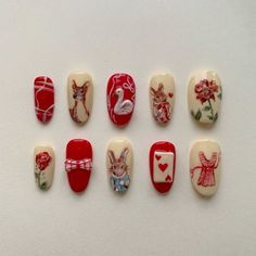 Nail Sticker Ideas, Holiday Nails 2023, Apple Nails, Snoopy Nails, Chic Coquette, Coquette Nails, Nails Holiday, Art Adventure, Cute Christmas Nails