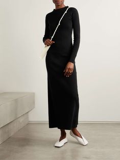 Build Wardrobe, Black Jersey Dress, Sleeves Style, Exclusive Dress, Maxi Jersey Dress, Black Jersey, Dress Trousers, Everyday Wardrobe, Beach Dresses