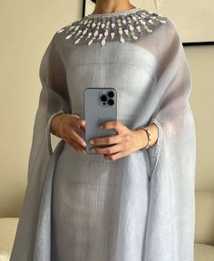 Modest Evening Dress, Abaya Design, Mode Kimono, Mode Abaya, Modest Dresses Casual, Prom Dresses Modest, Arab Fashion