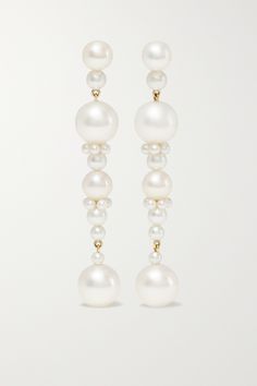 Sophie Bille Brahe's 'Escalier de Perle' earrings are strung with clusters of pearls - the sleek profile draws attention to your jawline, while the lustrous finish frames your face nicely. They're handmade from 14-karat gold and have a comfortable, lightweight feel. Blessed Wednesday, Pearl Cluster Earrings, Idea Wedding, Sophie Bille Brahe, Stephen Webster, Ivory Earrings, Pearl Earrings Wedding, Open Bangle, Gold Pearl Earrings