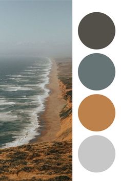 the beach is next to the ocean and there are three different colors in each color