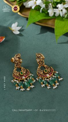 Earrings Gold Indian, Victorian Jewelry Necklace, Temple Jewellery Earrings, Gold Jhumka Earrings, Pure Gold Jewellery, Gold Earrings Models, Antique Gold Jewelry Indian, Indian Bridal Jewelry Sets