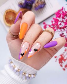 #nail design #nail inspo #elegant nails #nails #prom nails #trendy nails #minimalist nails #cool nail inspo #french tips #nude nail designs #ongle tendance ete 2024 #coffin nails designs #coffin nails #grad nails #autumn toe nails #autumn nails #nail ideas #nails acrylic #nail designs #beachy nails #ongles autumn #septembre nails #bored panda coin #bored panda #autumn acrylic nails #simple autumn nails #holiday nails #back to school nails #beach nails #ongles noel #fall nails #halloween nails Black Halloween Nails, Orange Nail Designs, Unghie Nail Art, Halloween Acrylic Nails, Cute Halloween Nails, October Nails, Her Nails, Halloween Nail Designs, Halloween Nail