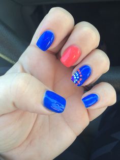 Electric blue nails with flower polka dots Electric Blue Nails, Orange Toe Nails, Moms Nails, Bright Blue Nails, Nail Art Bleu, Neon Orange Nails, Royal Blue Nails, Blue Nail Art