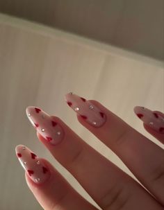 Nail Heart Art, Heart Charm Nails, Nail Colors And Designs, Fancy Nails, Valentine's Day Nails, Valentines Nails