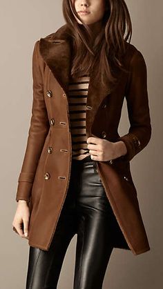 Trenchcoat Outfit, Leather Coat Womens, Elegant Jacket, Shearling Coat, Women's Coats, Womens Fashion Trends