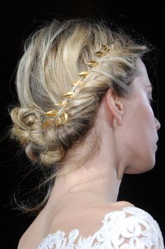 phe-nomenal:  Zuhair Murad Spring 2013 Couture       (via TumbleOn) Zuhair Murad, Hair Envy, Hair Dos, Gorgeous Hair, Hair Day, Pretty Hairstyles, Hair Jewelry, Hair Looks, Hair Trends