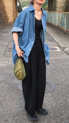 Ootd Midsize, Mother Style, Antwerp Fashion, Character Customization, Fall Closet, Timeless Outfits, Casual Hijab, Casual Hijab Outfit, Hijab Fashion Inspiration