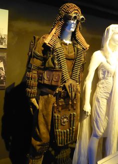 Mad Max-Fury Road Mad Max Motorcycle, Jenny Beavan, Movie Clothes, Post Apocalyptic Costume, Film Costumes, Best Costume Design, Best Costume, Mad Max Fury, Diy Posts