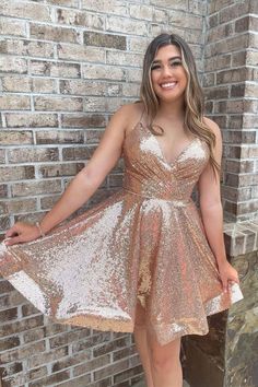 Rose Gold Sequins A-line Short Homecoming Dress Rose Gold Quince, Unique Homecoming Dresses, Prom Dress Short, Mini Prom Dresses, Sequin Short, Cute Homecoming Dresses, Short Homecoming Dresses, Sweet 16 Ideas, Rose Gold Sequin