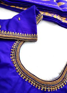 Simply Aari Work Blouse Design, Aari Work Blouse Simple, Aari Work Blouse Simple Design, Traditional Saree Blouse Designs, Aari Work Blouse Design, Magam Work Designs, Peacock Drawing, Blouse Simple, Durga Kali