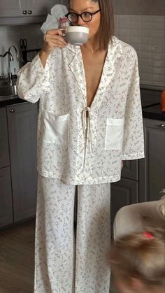 Pajamas Aesthetic, Cute Pjs, Pajama Fashion, Cute Pajama Sets, Cute Pajamas, Fashion Mistakes, Mode Inspo, Sporty Chic, 10 Pounds