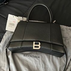 Authentic Balenciaga Hourglass Bag Size Small. New, Never Worn. Grain Leather With Silver Hardware. Comes With Dust Bag And Tags Balenciaga Mini City, Balenciaga Hourglass Bag, Balenciaga Purse, Glass Bag, Balenciaga Wallet, Balenciaga Tote, Crocodile Purse, Mini Hand Bag, Balenciaga Leather