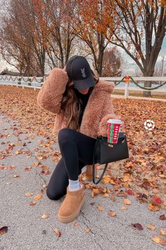 Ultra Mini Uggs Outfit, Emily Ann Gemma, Faux Fur Outfit