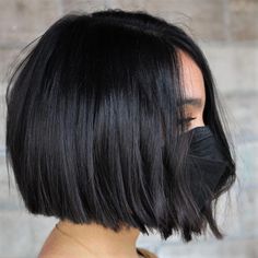 Straight Bob Haircut Thick Hair, Chin Length Hair Choppy, 2023 Angled Bob, Straight Bob Thick Hair, Chin Length Dark Hair, Chin Length Choppy Bob, Dark Hair Bob Haircut, Chin Length Angled Bob, Bob Hairstyles Dark Hair