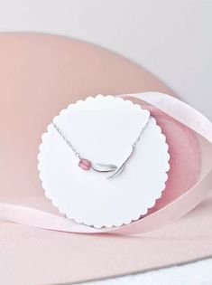 Description:Pink Tulip Chain Necklace Specifications: Size: 38 cm + 8 cm extMaterial: Alloy Metal, EnamelColor: PinkHypoallergenic: Yes This Pink Tulip Chain Necklace will add a fun and playful touch to any outfit! The delicate tulip charm and chain are the perfect combination of whimsical and stylish. Feel like a flower child with this unique necklace. 🌷🌼🌸 Tulips Meaning, Tulip Necklace, Enamel Bracelet, Pink Tulips, Flower Child, Unique Necklaces, Link Bracelets, Rope Bracelet, Tulips