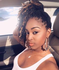 Locs In A Ponytail, Cute Haircuts For Women, Dressy Ponytail, African Hair Styles, Messy Bun Styles, Hair Styles Cute, Beautiful Dreadlocks