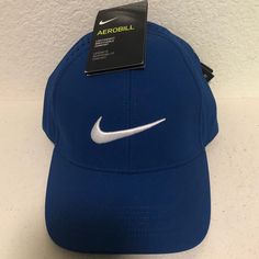 Nike Golf Hat. Medium Blue. Structured Front Along Forehead. One Size. 2 Available. Nike Visor, Team Usa Basketball, Nike Golf Hat, Duck Logo, Buckeyes Football, Nike Hat, Usa Basketball, Nike Accessories, Cap Mens