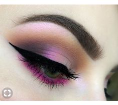 Make Up Prom, Prom Make Up, Make Up Face, Eye Make Up Videos, Rainbow Eye Makeup, Makeup Eye Shadow, Red Eye Makeup, Makeup Light